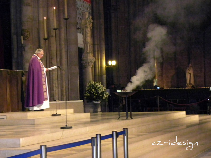 Mass, Notre Dame de Paris Cathedral, Paris, France, 2010