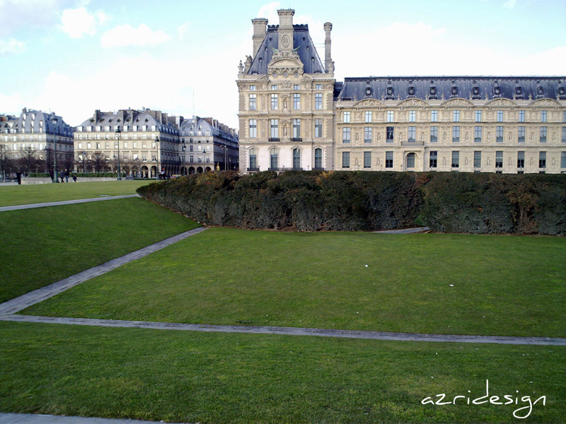 Jardin des Tuileries, le Louvre - Paris, France, 2010