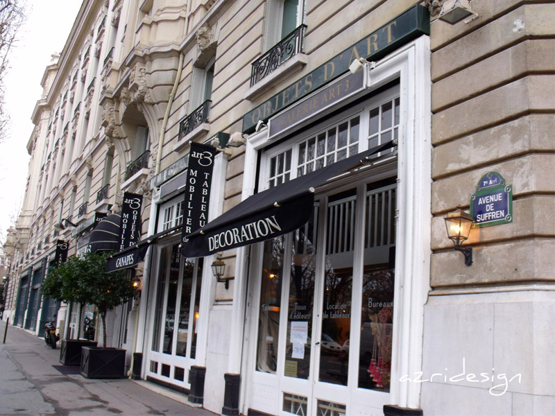 Suffren is one of the most prestigeous avenues in Paris