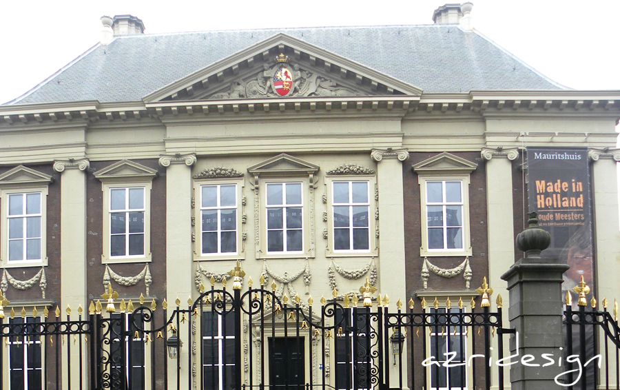 In the Mauritshuis museum in Den Haag - The Hagues, Netherlands, 2011 In the Mauritshuis museum in Den Haag - The Hagues, Netherlands, 2011