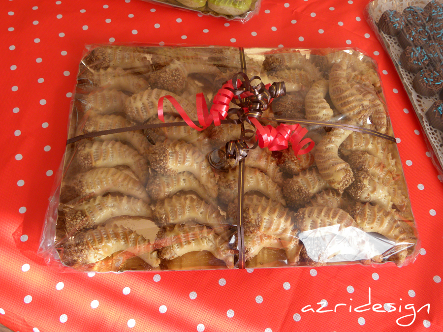 Moroccan pastry, cornes with almonds and sesams - Rijswijk, Netherlands 2011 Moroccan pastry, cornes with almonds and sesams - Rijswijk, Netherlands 2011