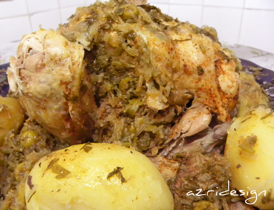 Poulet farci aux vermicelles chinoises et aux abats - Meknes, Morocco 2011