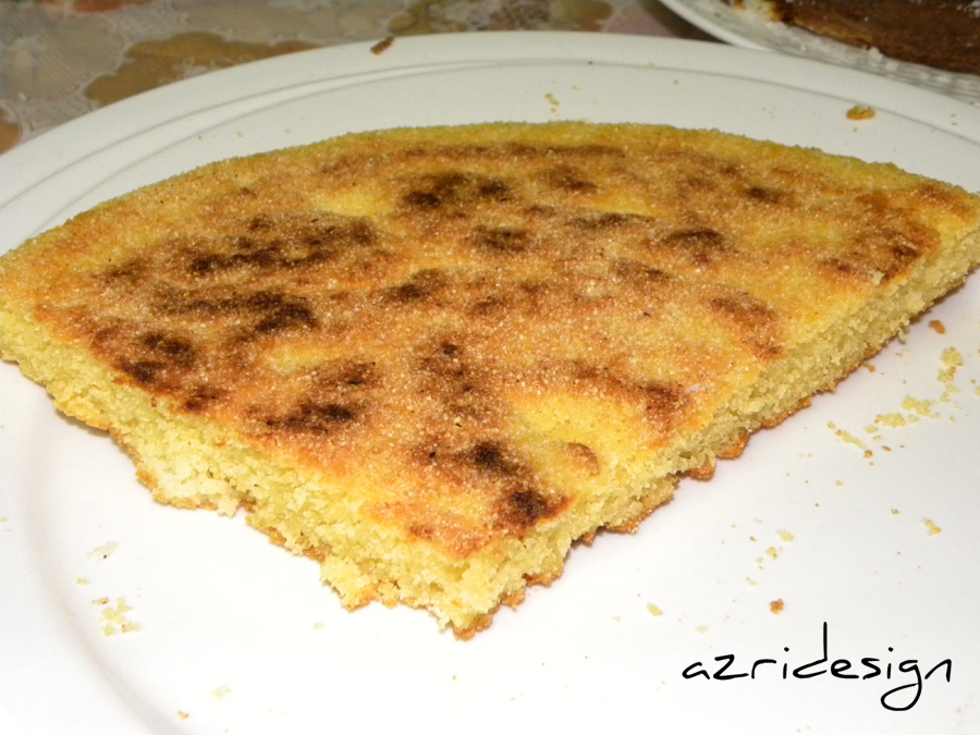 The famous Moroccan Harcha (galette de semoule) - Meknes, Morocco 2011