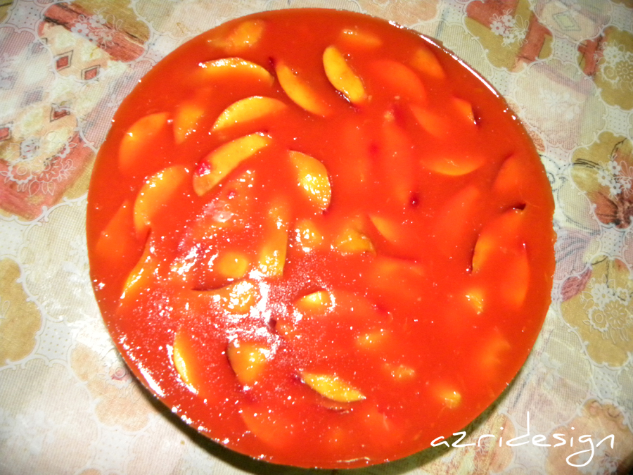 Tart, made with fresh fruits - Meknes, Morocco 2011