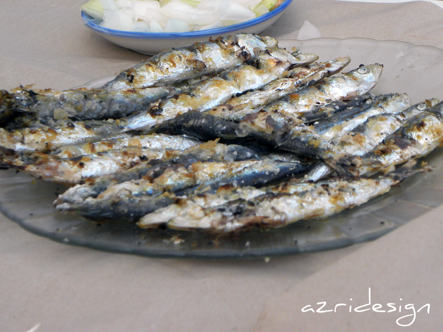 Sardines grillées au barbecue, north of Morocco - M'diq, Morocco 2011