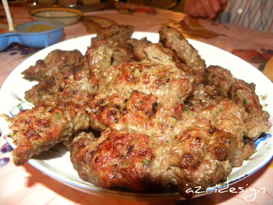 Lunch Stop: Moroccan Kefta - Sidi Kacem, Morocco 2011